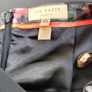 Ted Baker women's black pencil skirt. size 0
